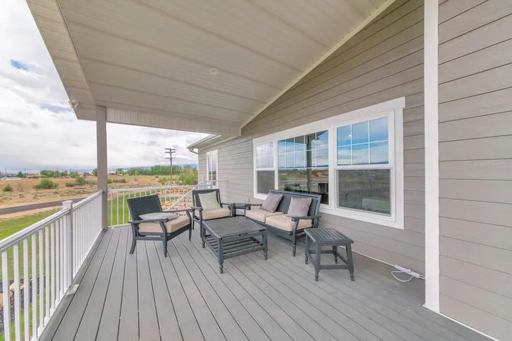 Get a free estimate from the top-rated custom deck builders in Waukesha, Wisconsin